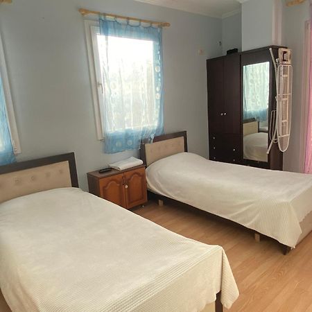 Comfortable 2-Br For 4 Tirana Exterior foto